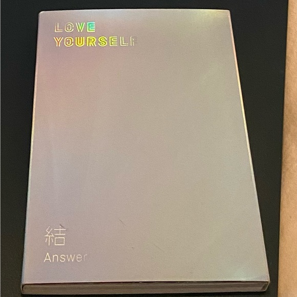 Bts kpop album Love yourself:answer with all inclusions Jin pc and folded poster - Picture 1 of 3
